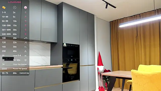 SaraShine  online show from 12.15.25