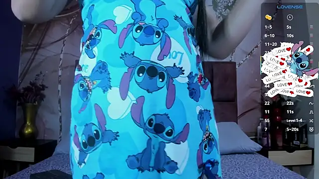 luna maisonn online show from 10.03.25