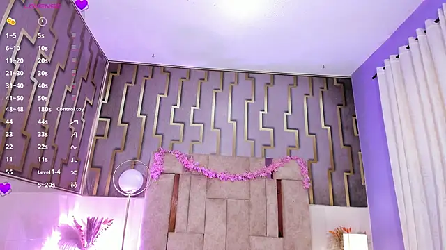 luna maisonn online show from 02.06.26