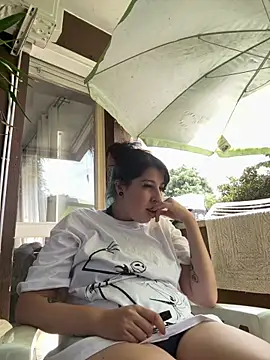 Snapshot of ilaria_miss98 chatting on 06.09.26 ilaria miss98 online show from 06.09.26