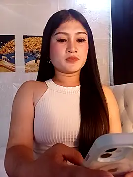 Snapshot of Naughtyalina2 chatting on 04.19.26 Naughtyalina2 online show from 04.19.26