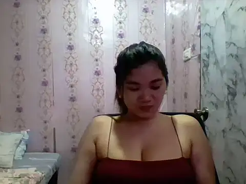 Snapshot of Rosette0516 chatting on 09.29.25 Rosette0516 online show from 09.29.25