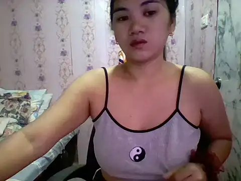 Snapshot of Rosette0516 chatting on 10.01.25 Rosette0516 online show from 10.01.25