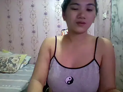 Snapshot of Rosette0516 chatting on 10.03.25 Rosette0516 online show from 10.03.25