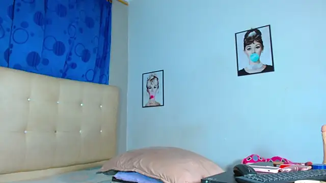 ebonny ts online show from 09.30.25