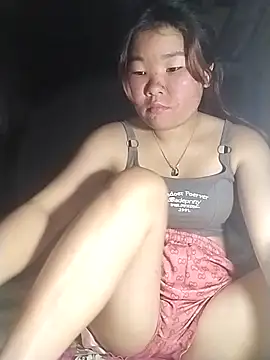 lylylove online show from 04.08.26