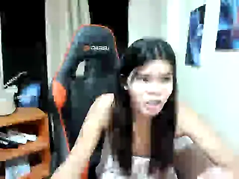 Snapshot of dianne_swift chatting on 07.14.26 dianne swift online show from 07.14.26