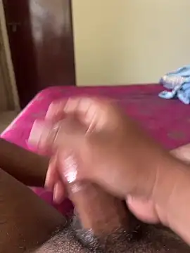 aliahmed98770 online show from 10.16.25