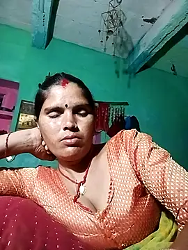 Snapshot of Sexy_queeny chatting on 10.20.25 Sexy queeny online show from 10.20.25