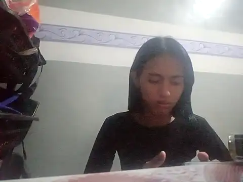 Snapshot of classyfoxhiromi chatting on 11.18.25 classyfoxhiromi online show from 11.18.25