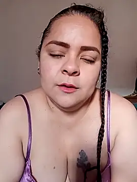 Snapshot of Miss_Adriana01 chatting on 02.06.26 Miss Adriana01 online show from 02.06.26