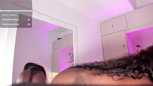 Stefannyevans  online show from 11.07.25