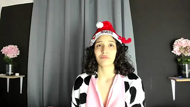 TeensNews18 online show from 12.19.25