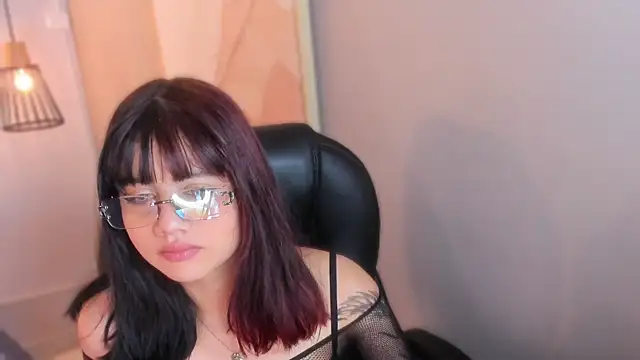 Julieth brown  online show from 12.13.25