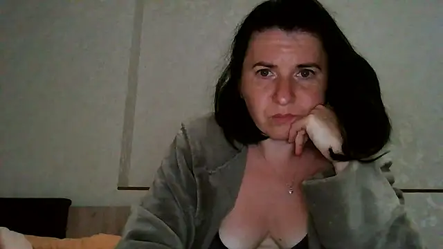Snapshot of owl_psy chatting on 05.27.26 owl psy online show from 05.27.26