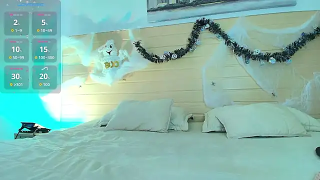 GabiHills online show from 10.20.25