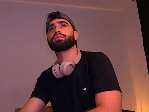 zack sullivan22 online show from 10.09.25