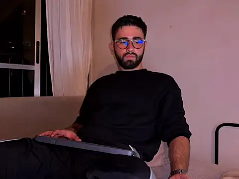 zack sullivan22 online show from 03.10.26