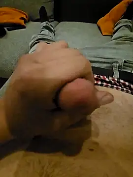 Snapshot of Ray2450x chatting on 11.15.25 Ray2450x online show from 11.15.25