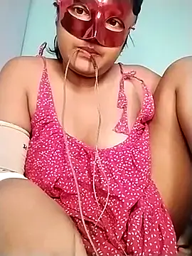 mimi87hoty online show from 11.13.25