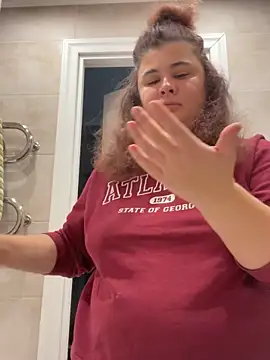 AliceCurlyX online show from 11.27.25