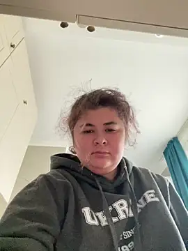 AliceCurlyX online show from 12.14.25