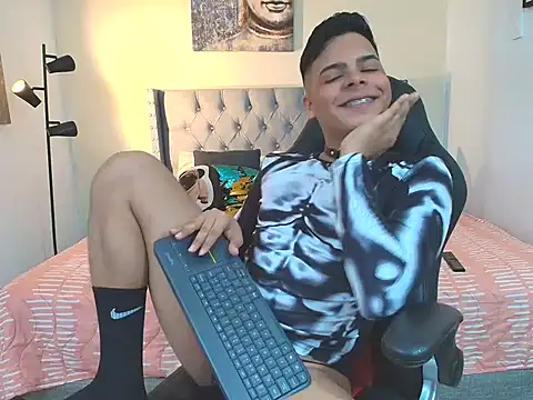 stewart mateo  online show from 11.27.25