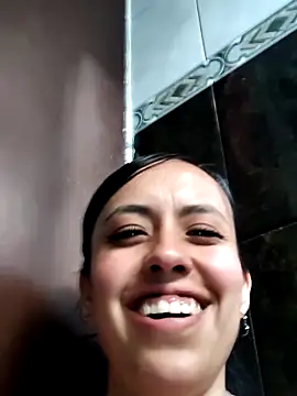 Snapshot of Queen_Ashly chatting on 06.06.26 Queen Ashly online show from 06.06.26