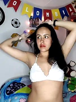 Snapshot of Queen_Ashly chatting on 06.12.26 Queen Ashly online show from 06.12.26