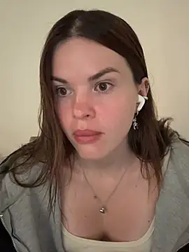 Snapshot of SMELLSEX chatting on 07.17.26 SMELLSEX online show from 07.17.26