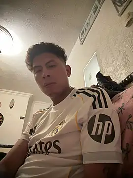 Snapshot of Dario12345z chatting on 03.03.26 Dario12345z online show from 03.03.26