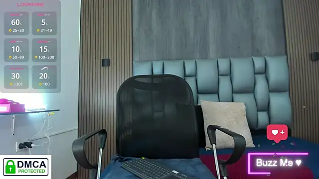 lia harper  online show from 04.10.26