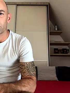 Enriko Aisah2025 online show from 09.09.25