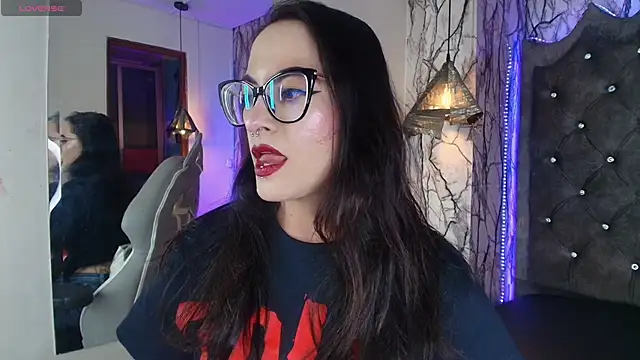 Zami Escobar of online show from 10.06.25