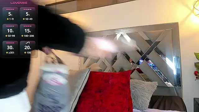 Candy Hott7 online show from 11.05.25