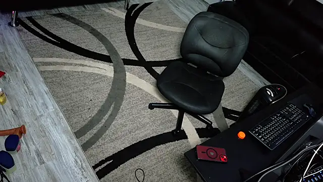 SLANGONDEMHOES online show from 12.17.25