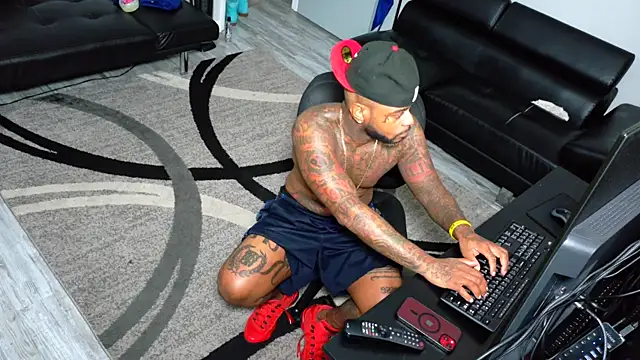 SLANGONDEMHOES online show from 12.21.25