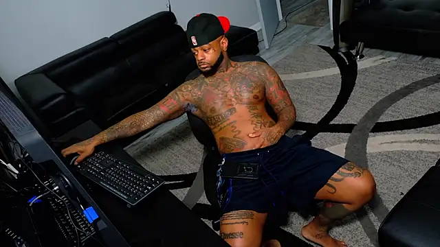 SLANGONDEMHOES online show from 02.02.26