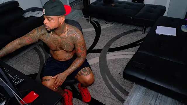 SLANGONDEMHOES online show from 04.08.26