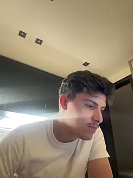 Snapshot of dock_75 chatting on 10.18.25 dock 75 online show from 10.18.25