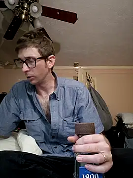 Snapshot of mresquared chatting on 05.26.26 mresquared online show from 05.26.26
