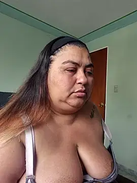 curvy diva  online show from 02.28.26