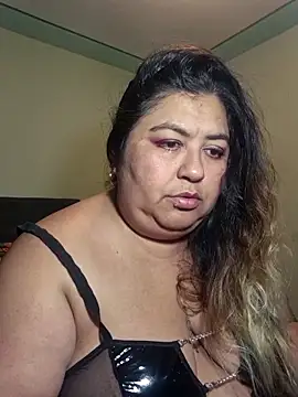 Snapshot of curvy_diva_ chatting on 03.02.26 curvy diva online show from 03.02.26