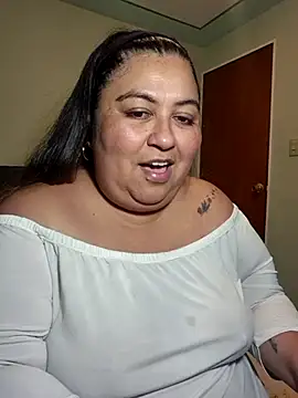 Snapshot of curvy_diva_ chatting on 03.02.26 curvy diva online show from 03.02.26