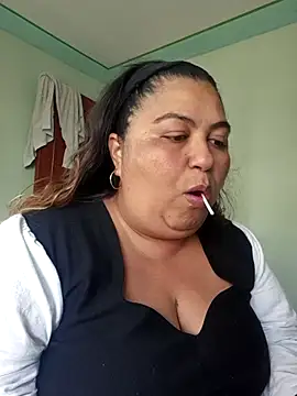 Snapshot of curvy_diva_ chatting on 03.13.26 curvy diva online show from 03.13.26