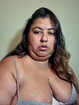 Snapshot of curvy_diva_ chatting on 03.15.26 curvy diva online show from 03.15.26