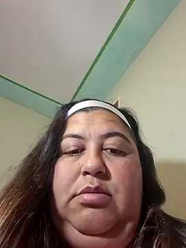 Snapshot of curvy_diva_ chatting on 03.31.26 curvy diva online show from 03.31.26