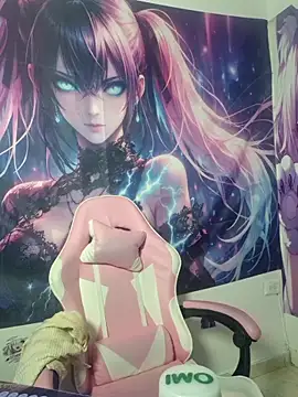 Snapshot of curvy_diva_ chatting on 04.04.26 curvy diva online show from 04.04.26