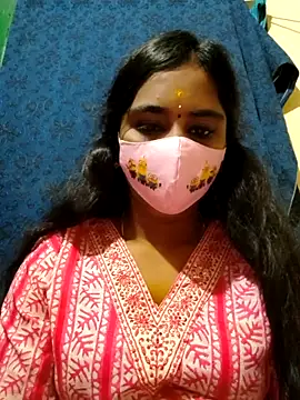 mini-queen online show from 10.26.25