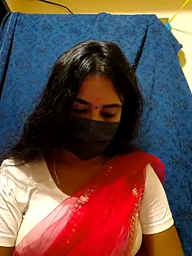 mini-queen online show from 11.23.25